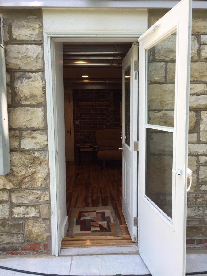Historical Oscar Lofquist House In The Heart Of Des Moines Apartment Exterior photo